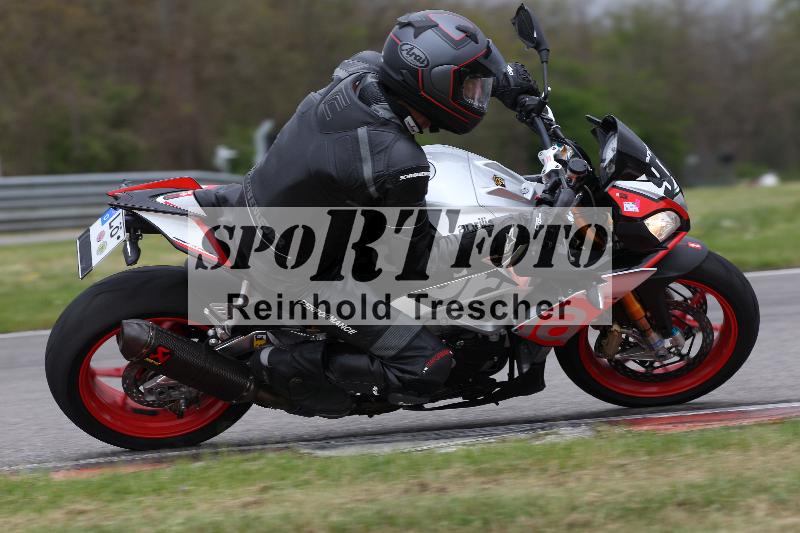 Archiv-2022/13 25.04.2022 Plüss Moto Sport ADR/Freies Fahren/96